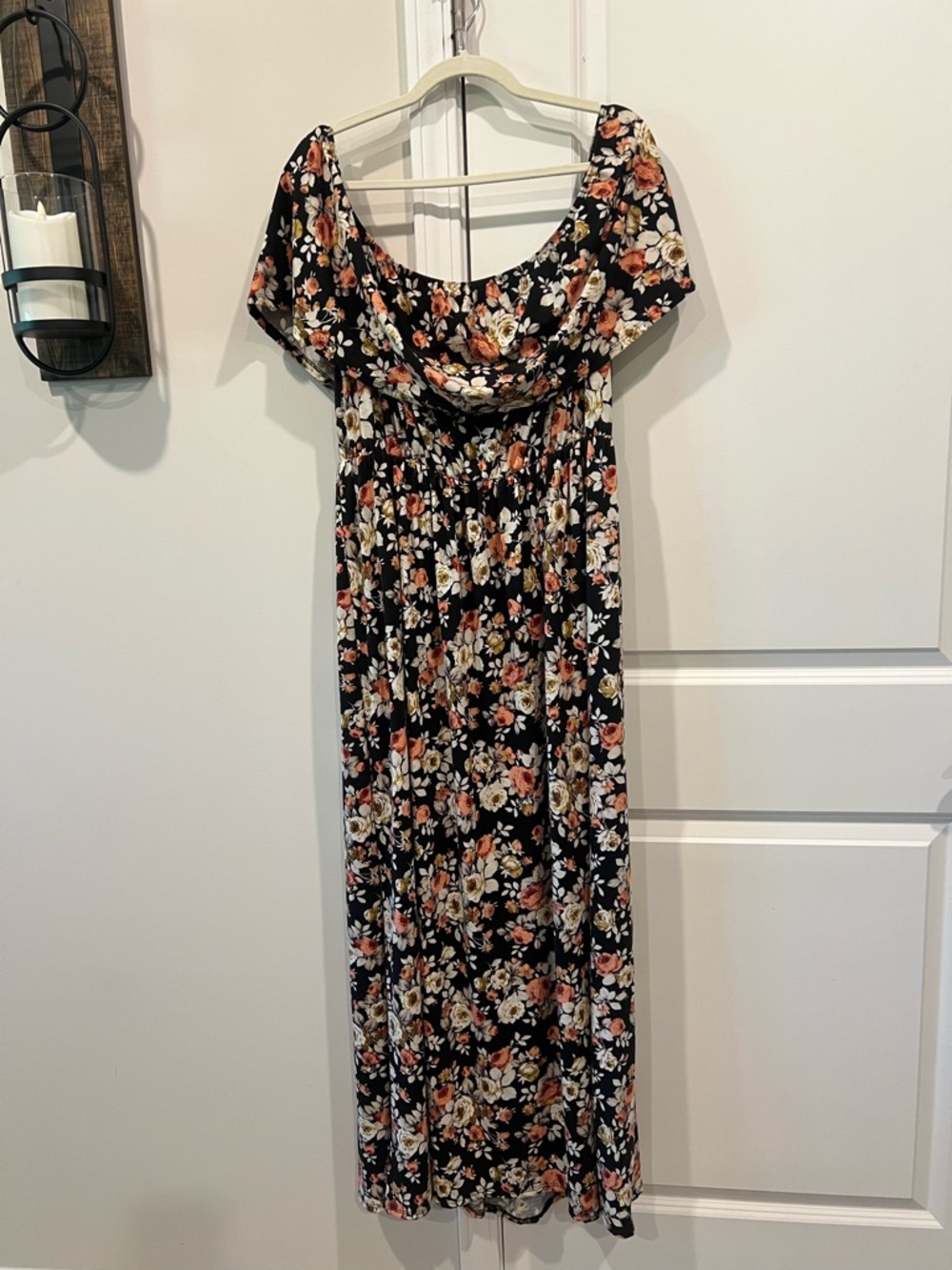 Women’s Plus Floral Off-Shoulder Dress
